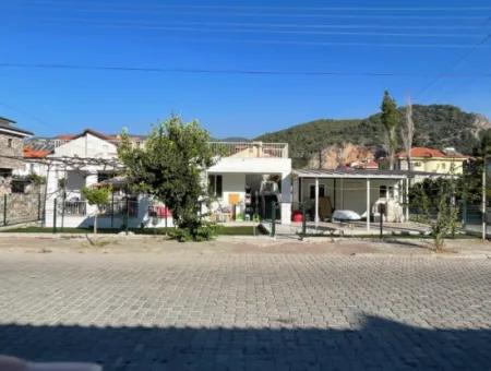 Freistehendes Villenhaus Zum Verkauf In Dalyan Maraşda 677M2 Grundstück