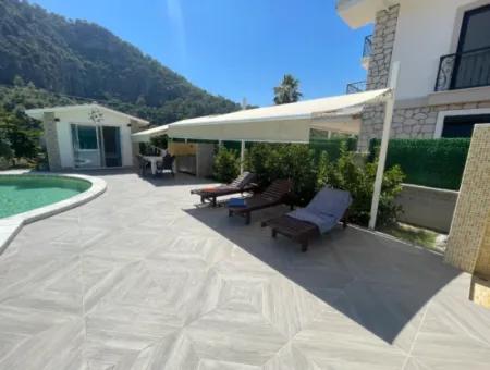 4 1 Villa Zum Verkauf In 720M2 Grundstück In Dalyan Gülpınar