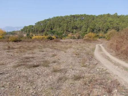 6850M2 Zoning Land With Sea View In Çamlı