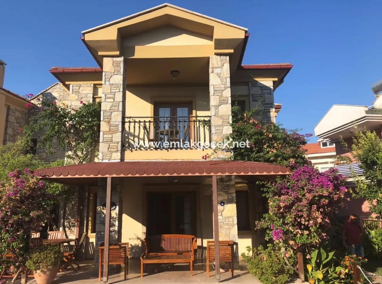 Dalyan Satılık Villa Dalyan Merkezde Lüks 3+1 Satılık Villa