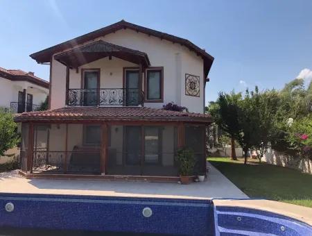 Dalyan'da 575M2 Arsa İçinde 4+1 Satılık Villa