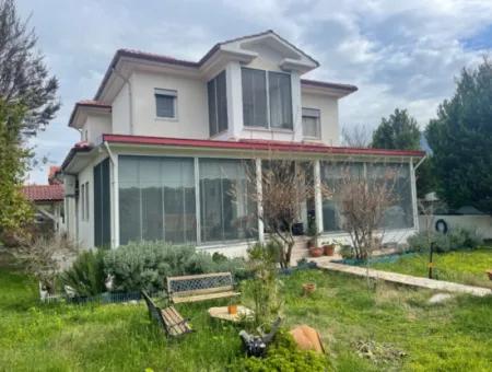 Dalyan 650M2 Arsa İçinde 4+1 Satılık Villa